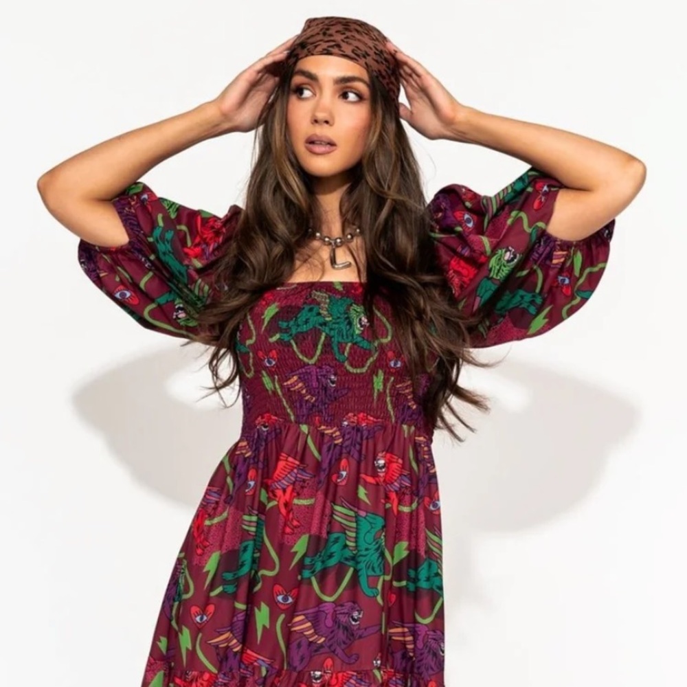 Dressed in LALA Dress - Picture 8 of 9